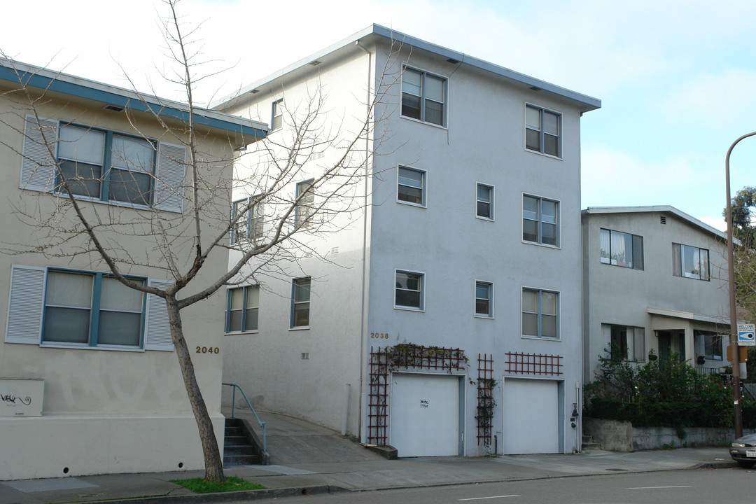 2038 Hearst Ave in Berkeley, CA - Building Photo