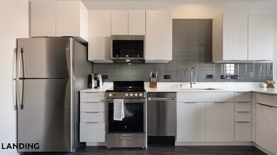 2020 Red Dr, Unit 122 in Reno, NV - Foto de edificio - Building Photo