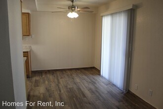 1704 W Olive Ave in Porterville, CA - Building Photo - Building Photo