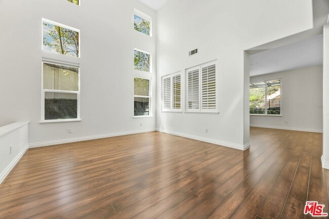 2909 Venezia Ln in Thousand Oaks, CA - Building Photo - Building Photo
