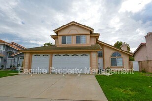 1906 Kensington Ln in Oxnard, CA - Building Photo