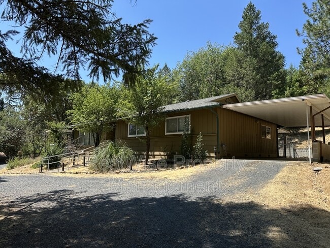 property at 321 Larkin Rd