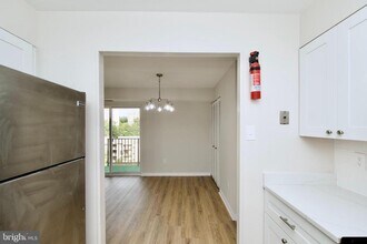 6145 Edsall Rd in Alexandria, VA - Building Photo - Building Photo