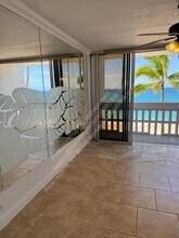 84-965-965 Farrington Hwy in Waianae, HI - Foto de edificio - Building Photo