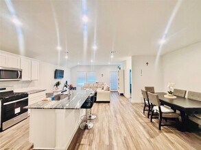 1119 Fringed Bluestar Dr in Rosharon, TX - Building Photo - Building Photo