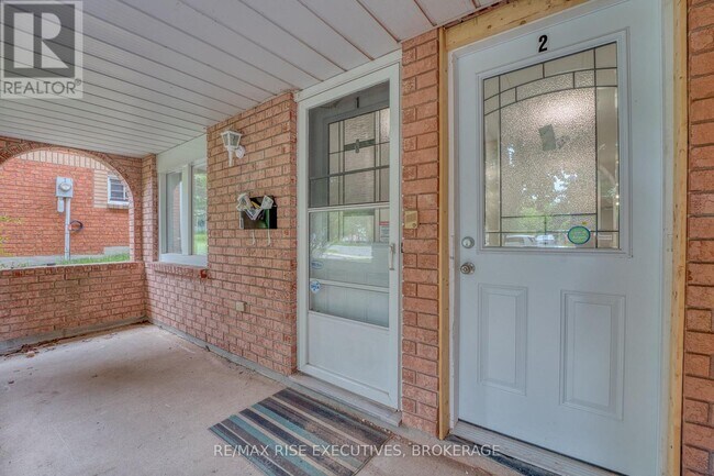 151-151 Dauphin Ave in Kingston, ON - Building Photo - Building Photo