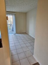 1325 E Spring Meadow Ct in Edgewood, MD - Building Photo - Building Photo