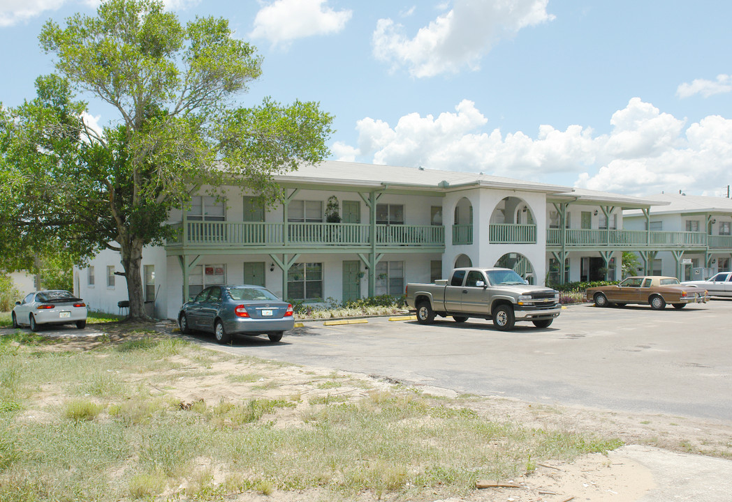 Montrose Apartments in Clermont, FL - Building Photo