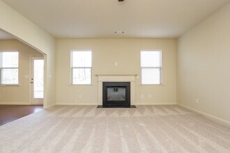 231 Jefferson Ave in Canton, GA - Foto de edificio - Building Photo