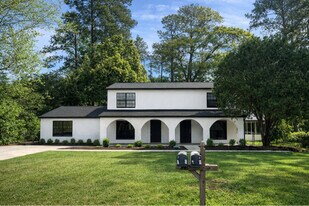 2227 Willie Vause Rd in Tallahassee, FL - Building Photo