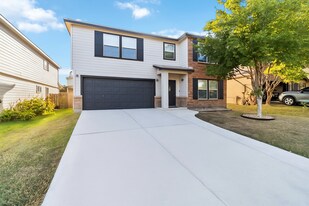 208 Jordan in Boerne, TX - Building Photo