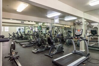 1642 7th Ave, Unit 219 in San Diego, CA - Building Photo - Building Photo