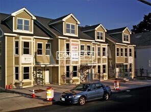 102 Allston St, Unit 10-10108 in Boston, MA - Foto de edificio - Building Photo