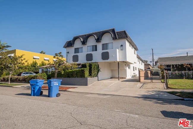 3826 Prospect Ave in Culver City, CA - Building Photo - Building Photo