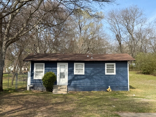 property at 304 W Main St