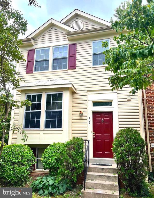 401 Fleece Flower Dr