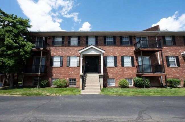 property at 185 Donabrook Ct