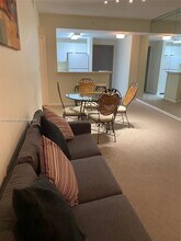 185 SE 14th Ter, Unit 1411 in Miami, FL - Foto de edificio - Building Photo