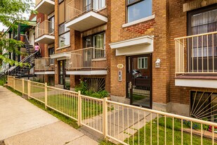 2269-2275 Messier in Montréal, QC - Building Photo