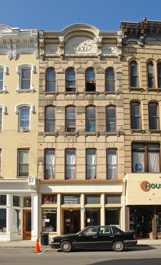 309 Main St in Poughkeepsie, NY - Building Photo - Building Photo