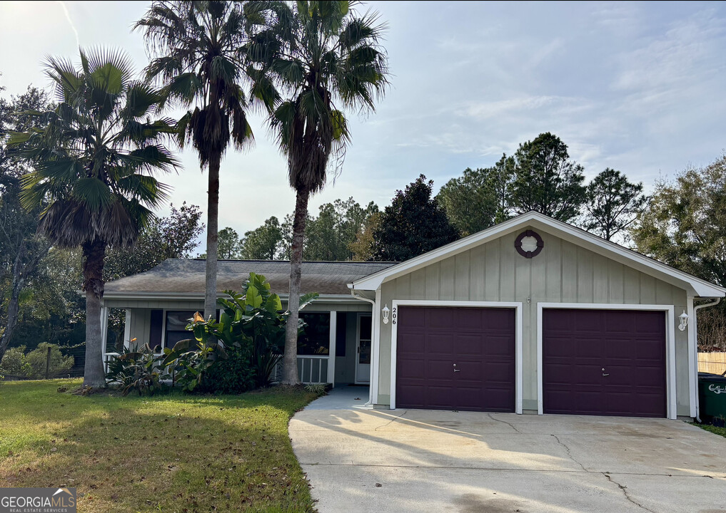 206 Seaire Ct in St. Marys, GA - Building Photo