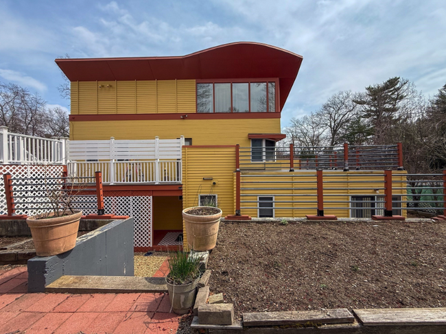 property at 5 Avondale Ave