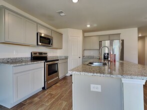 1643 Commendable Ct, Unit 116 in Lexington, SC - Building Photo - Building Photo