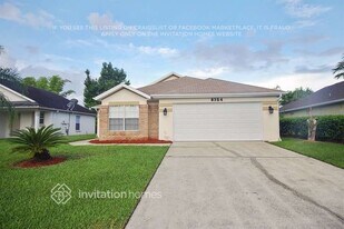 8354 Fort Clinch Ave in Orlando, FL - Building Photo