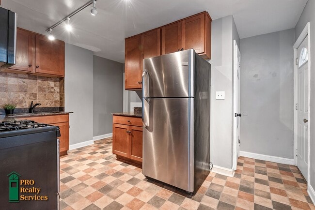 6109-6111 Nicollet Ave in Minneapolis, MN - Building Photo - Building Photo