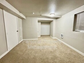 525 NW 10th Ave in Camas, WA - Foto de edificio - Building Photo