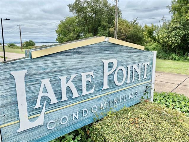 5813 Lake Hubbard Pkwy in Garland, TX - Building Photo