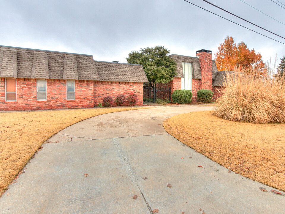 2601 NW 50th St in Oklahoma City, OK - Building Photo