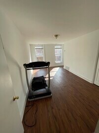 218 W Read St, Unit 2 photo'