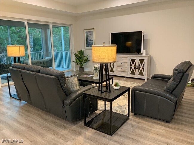 property at 208 Indies Dr E
