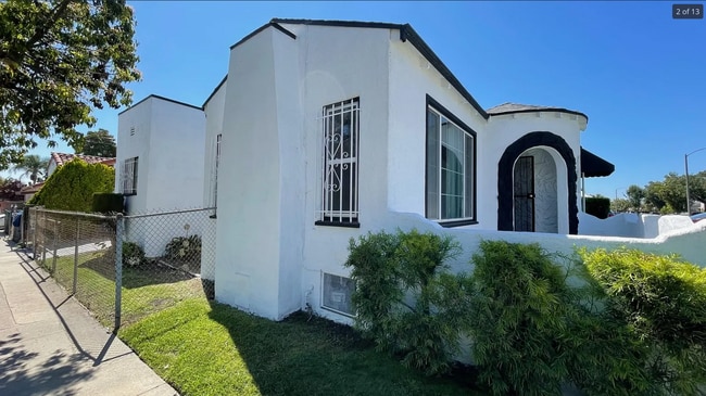 6000 4th Ave in Los Angeles, CA - Building Photo - Building Photo