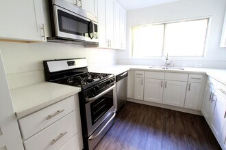 Ethel Avenue Apartments in Studio City, CA - Building Photo - Building Photo