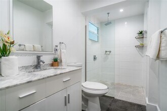 14615 NE 3rd Ct in Miami, FL - Building Photo - Building Photo