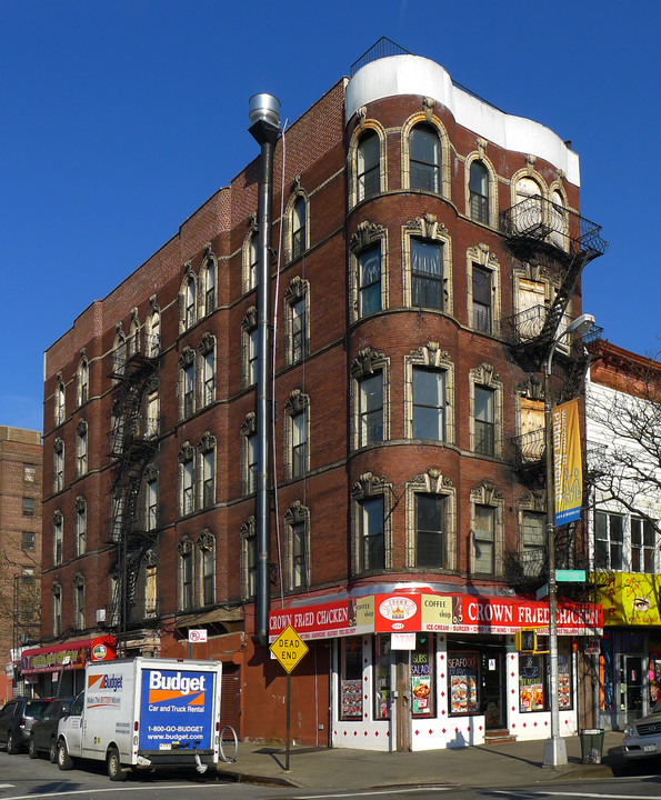 1719 Pitkin Ave in Brooklyn, NY - Foto de edificio