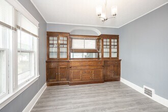 1141 E 172nd St in Cleveland, OH - Building Photo - Building Photo