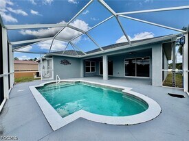714 Knox Ave S in Lehigh Acres, FL - Building Photo