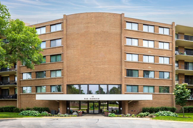 Bar Harbor Condominiums in Schaumburg, IL - Building Photo - Building Photo