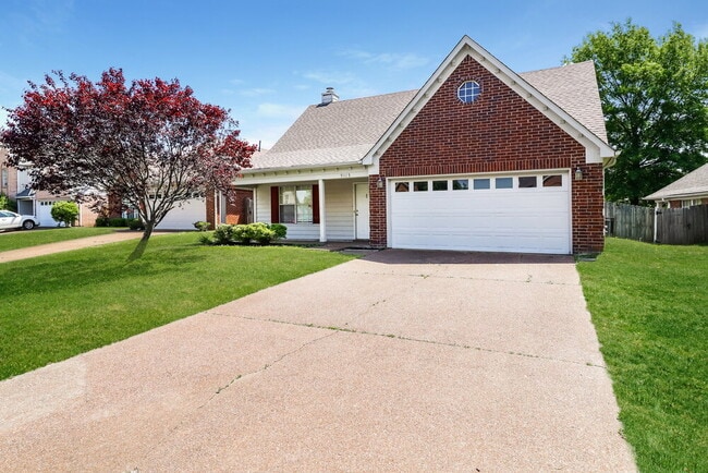 9115 Park Crest Dr in Memphis, TN - Building Photo - Building Photo