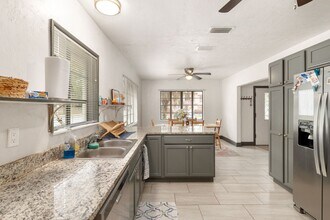5 NW 26th St in Gainesville, FL - Building Photo - Building Photo
