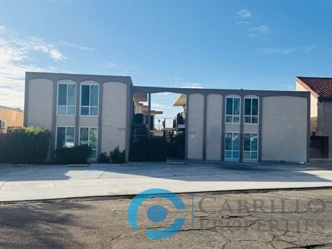 property at 4044 Wabash Ave