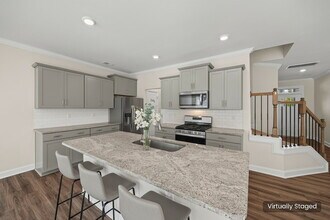 1018 Chicory Trce in Lake Wylie, SC - Building Photo - Building Photo