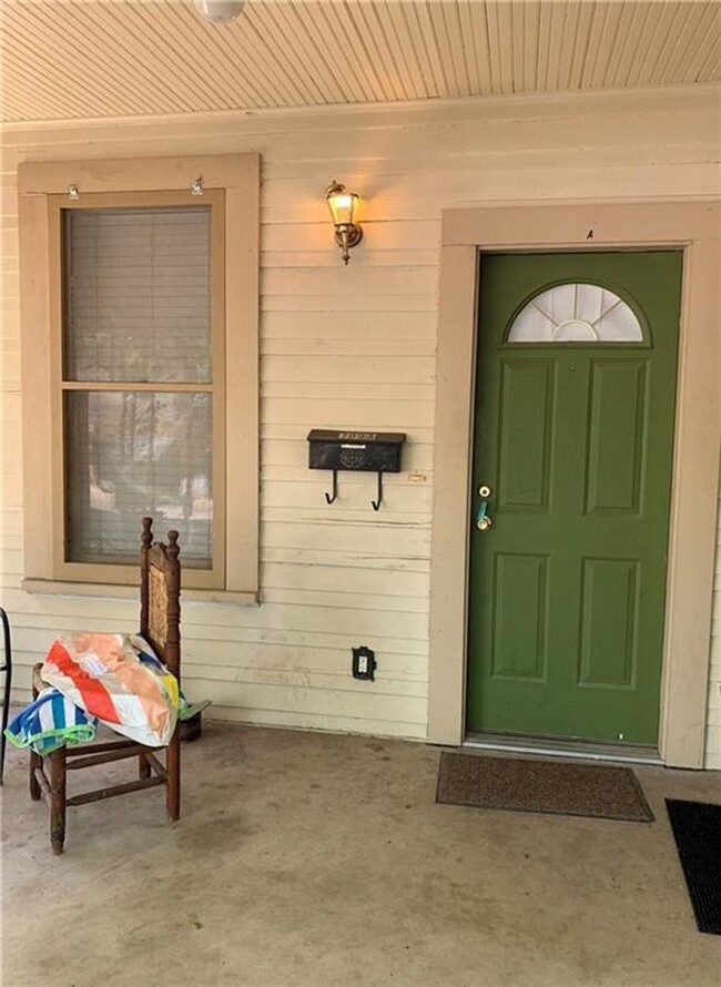 property at 709 Graham Pl