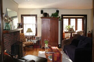 314 W Wilson St, Unit 314 in Madison, WI - Building Photo - Building Photo