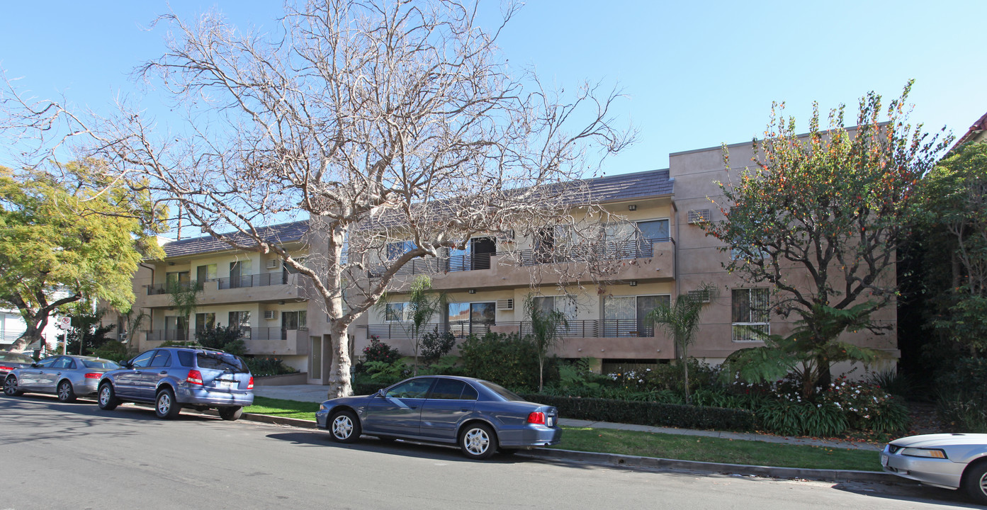 Dorothy Westwind in Los Angeles, CA - Foto de edificio