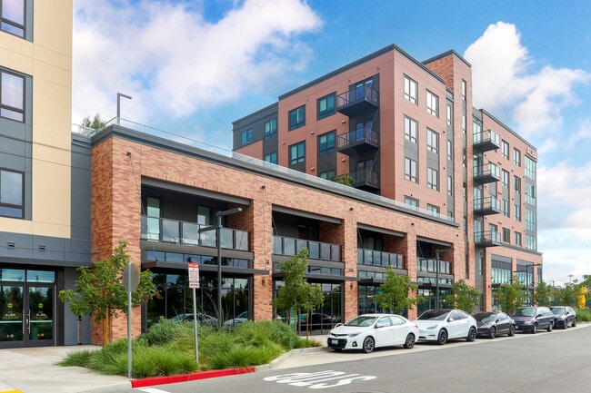 Alba in Santa Clara, CA - Foto de edificio - Building Photo