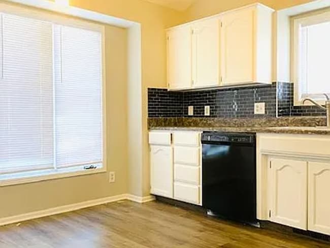 12669 Meredith Ave in Omaha, NE - Building Photo - Building Photo